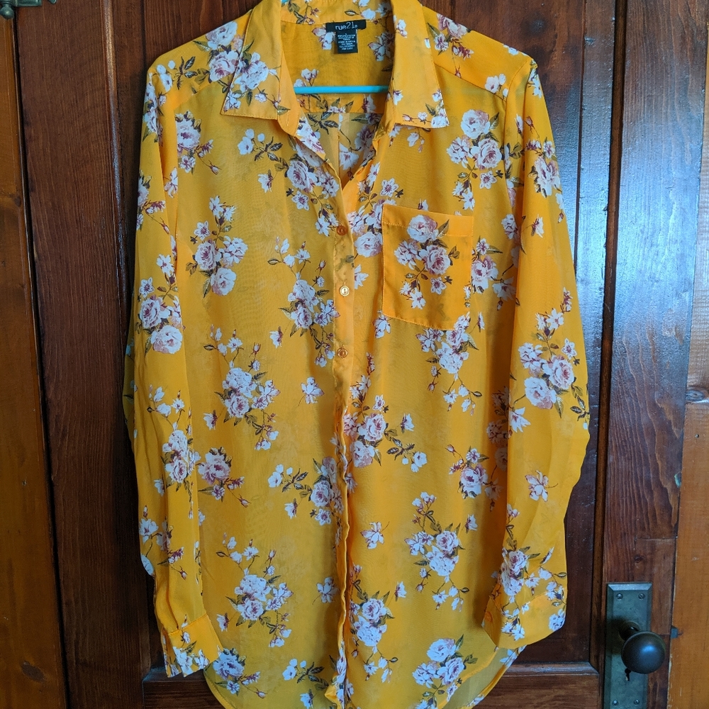 Rue 21 floral top